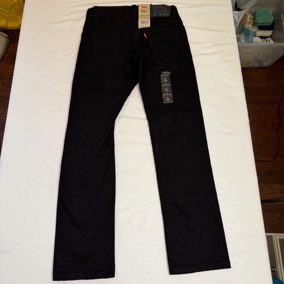 Levi's Boy's Black Straight Jeans - Picture 6 of 6